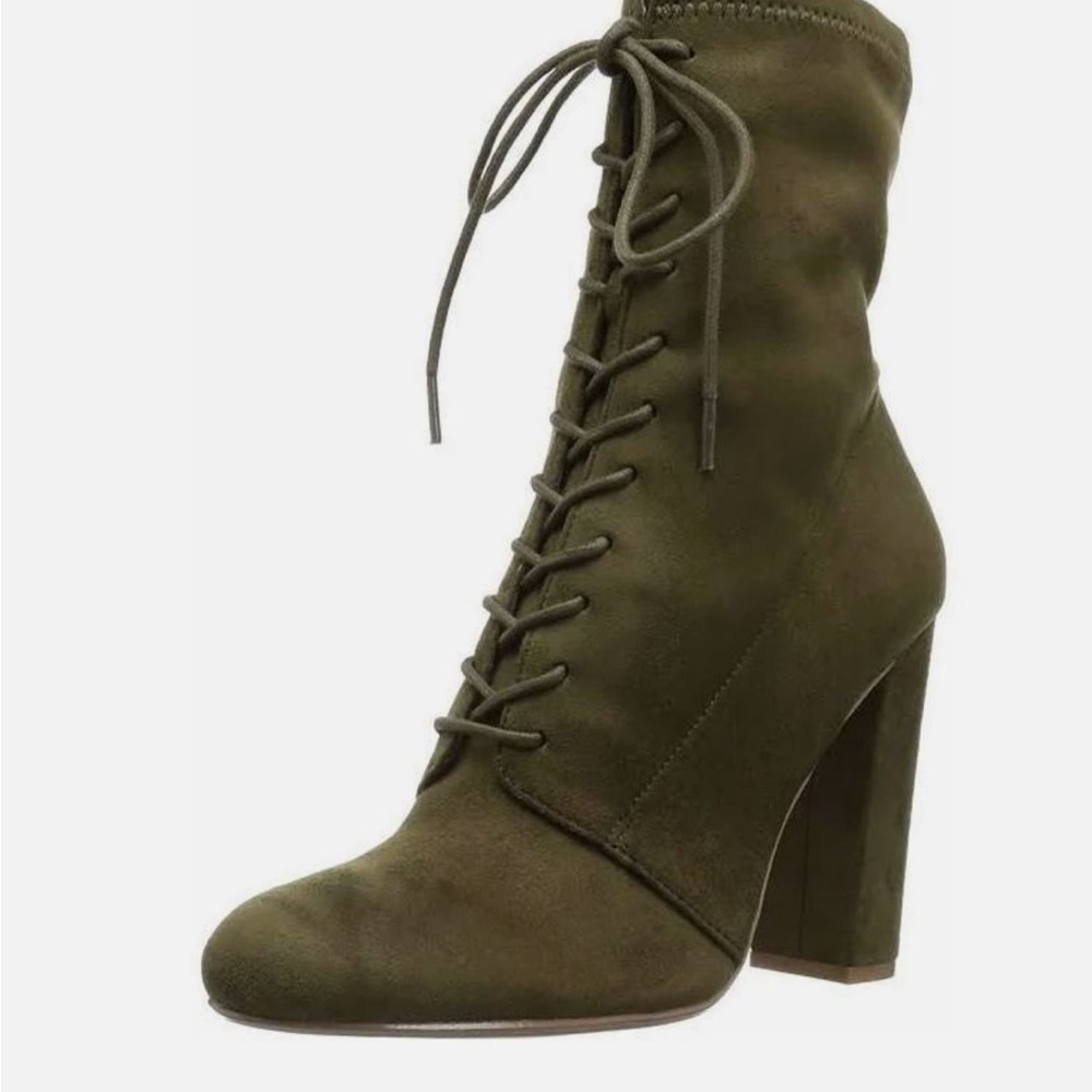 Steve Madden Womens Elley Lace-Up Block-Heel Booties in Olive